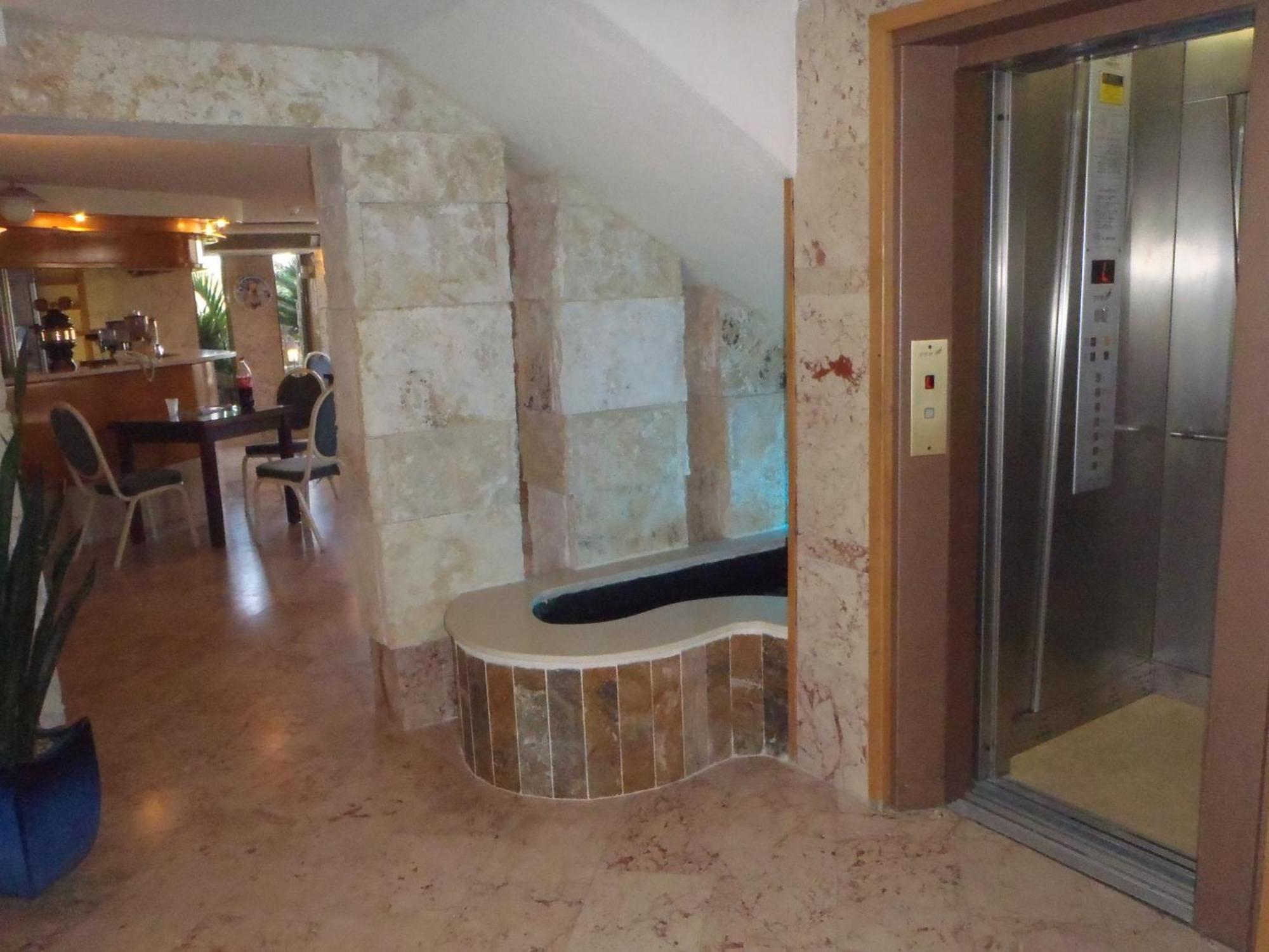 Marom Hotel Hajfa Zewnętrze zdjęcie